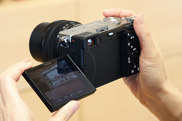 α7C,ilce-7c,デジタル一眼カメラ,コンパクトフルサイズ,開梱レビュー