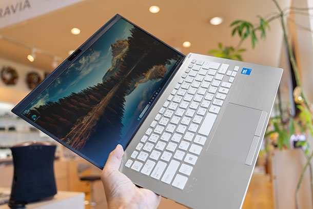 VAIO SX14,VJS1471,ソニーストア,実機レビュー