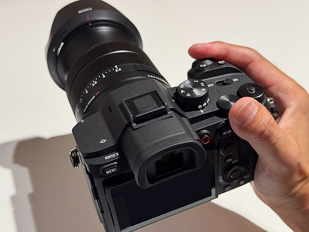 RX10V,DSC-RX10M5,コンデジ,サイバーショット,ソニーストア,24-600mm,実機レビュー,体験レポート,ソニーストア