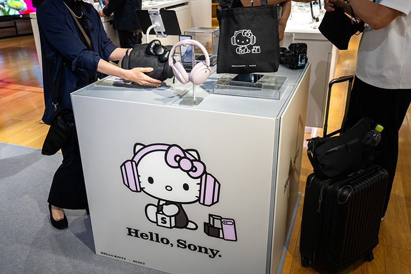 ハローキティ,コラボモデル,hello kitty,WH-CH730N,ワイヤレスノイズキャンセルングヘッドホン,ノイキャン,お得情報,レビュー,ソニーストア限定