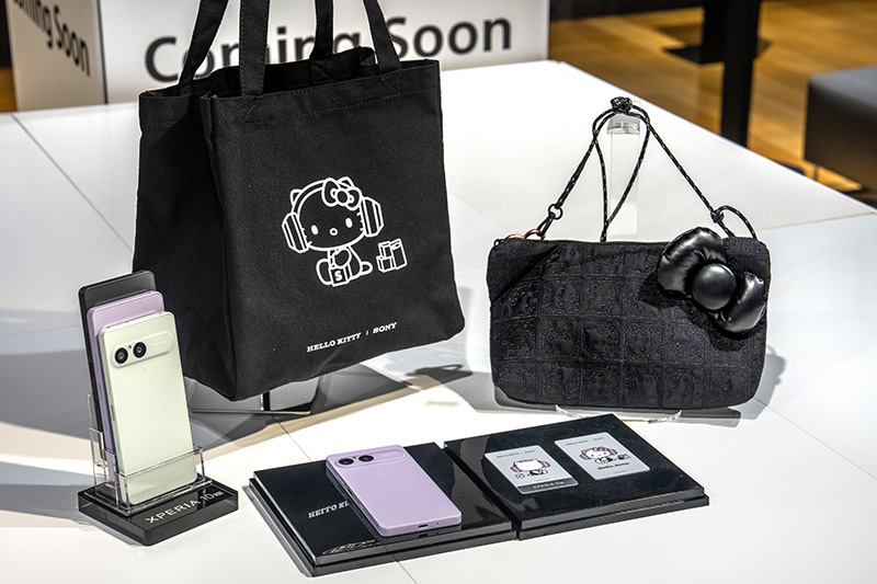ハローキティ,コラボモデル,hello kitty,FanSync,Xperia 10 VIII,XQ-GH44,SIMフリー,スマートフォン,ソニーストア,FanSync,お得情報,レビュー
